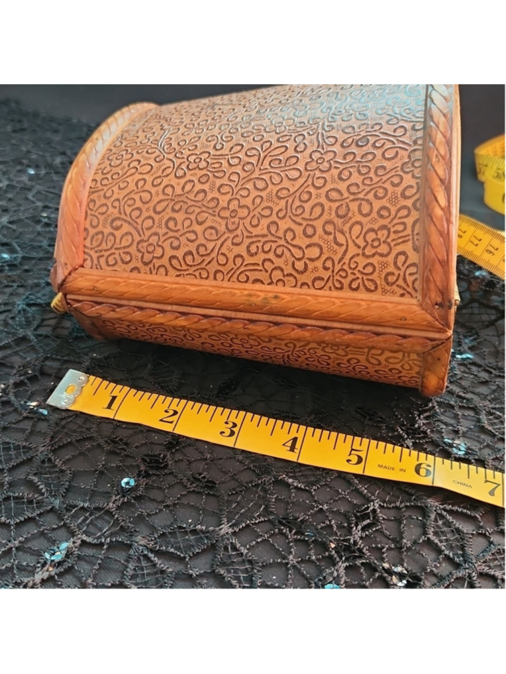 Wooden Handbag, small storage, like new - Picture 8 of 10